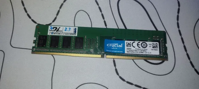 DUAS MEMÓRIAS RAM DE 4GB 2133Mhz + 2133Mhz DDR4 SDRAM