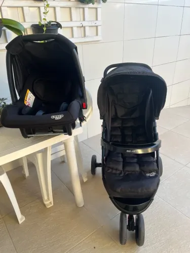 Kit Carrinho com bebê conforto - COSCO