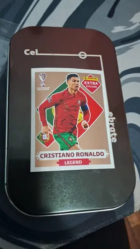 Figurinha Extra Sticker Cristiano Ronaldo Legend Qatar 2022