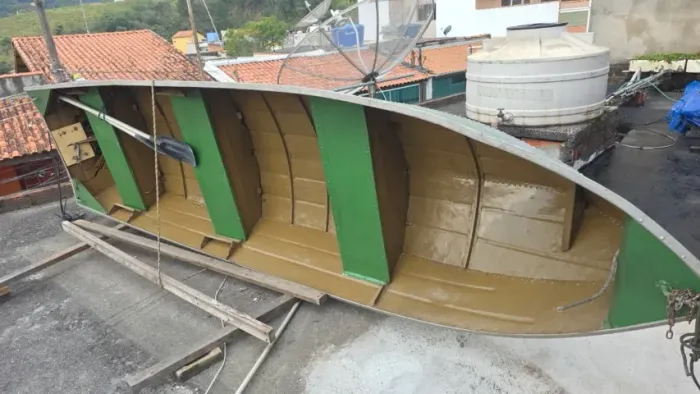 Barco de alumínio mais 2 motores