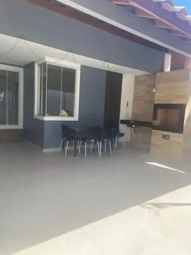 Vendo casa em Santa Barbara 