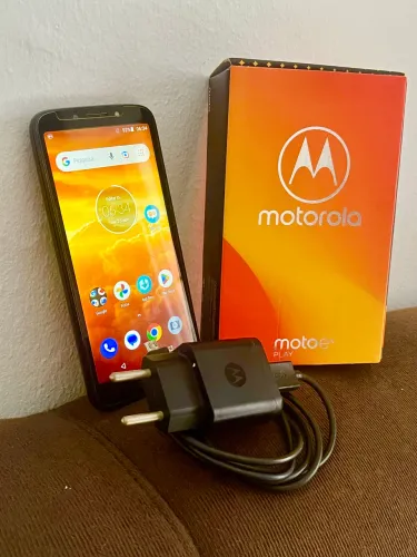 Moto e Play - Novo-Usado