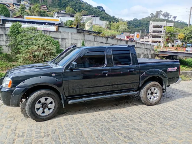Nissan Frontier Se/se Strik/one CD 4X4 2.8 Dies 2004