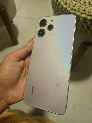 Redmi 12: 256GB / 8GB RAM - Caixa Original + Capa Camurça