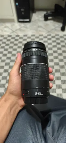 Canon EF 75-300mm f/4-5.6 III