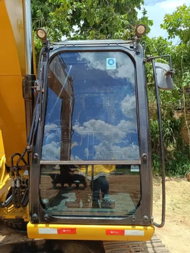 Escavadeira CAT 313