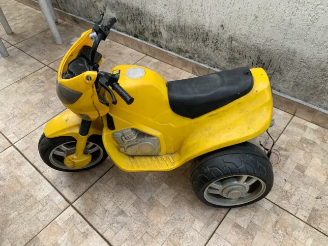 moto infantil não está funcionando 