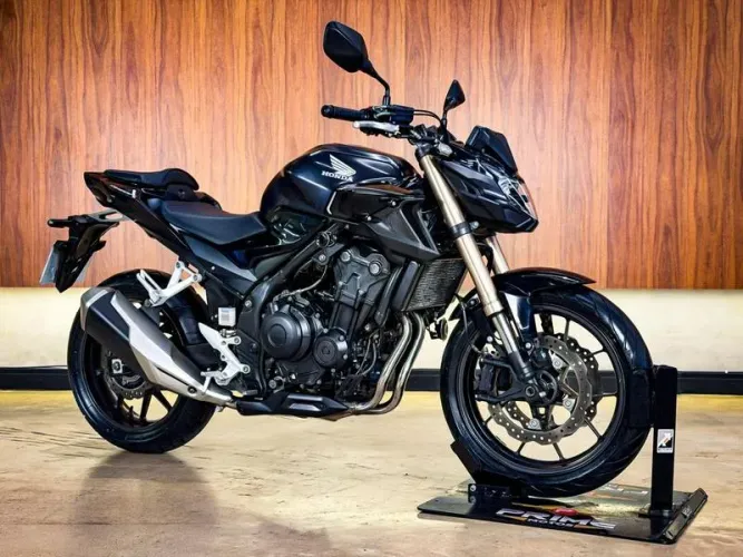 HONDA CB 500F 2024