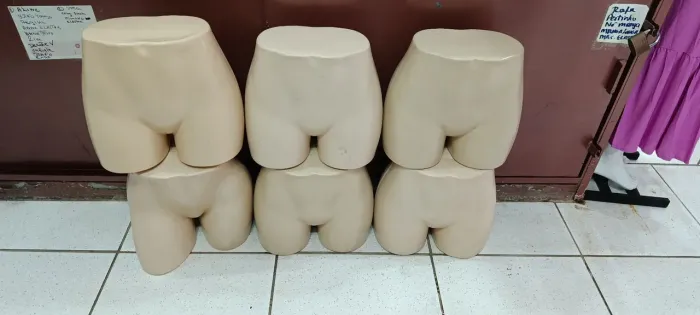 Maniquim Bumbum 6 unds disponíveis 