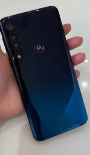 Motorola Moto one usado 