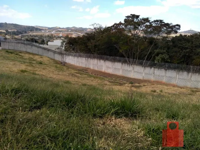 Excelente terreno no condomínio Cataguá Way, Taubaté - SP.