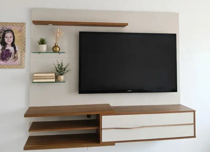 Painel com tv de 55 polegadas