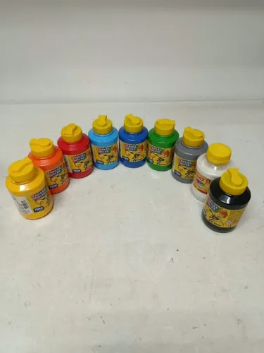 9 Tintas Tempera Guache 250ml, sendo 8 Acrilex e 1 Radex, sem uso