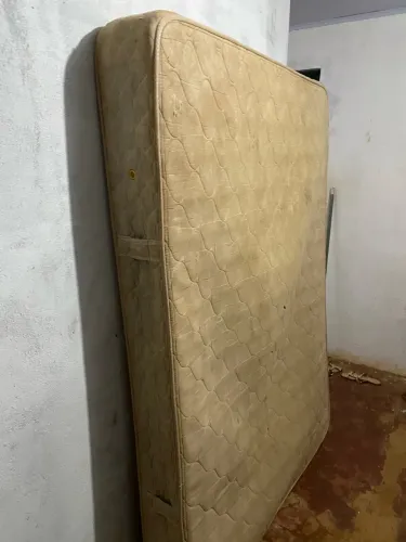 Colchão casal usado!!