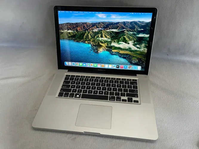 MacBook Pro 15" 2011 i7/8GB/SSD 240GB + HD 500GB - Funcionando (Leia a descrição)