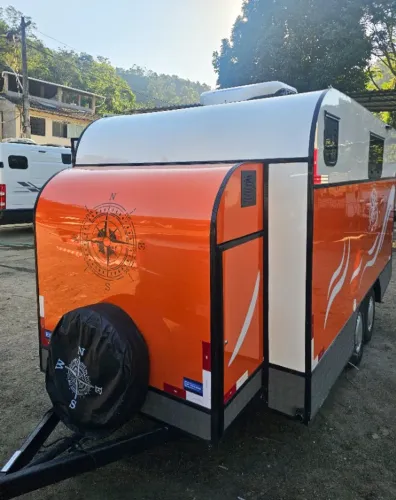 HF trailers Completo 2026 NOVO banheiro cozinha autonomia solar acomoda 4