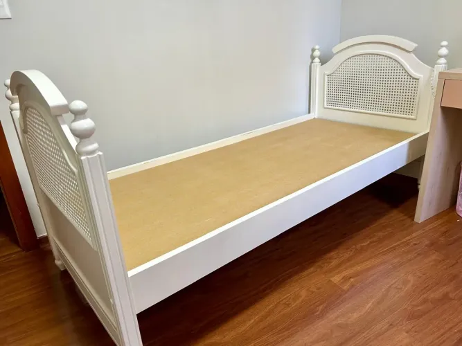 Vendo cama 1/4 de sonho