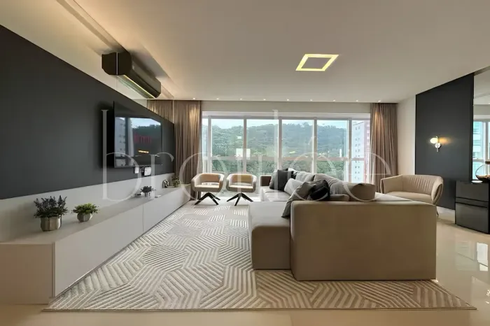 APARTAMENTO MOBILIADO NO BAIRRO PIONEIROS EM BALNEÁRIO CAMBORIÚ PARA LOCAÇÃO ANUAL