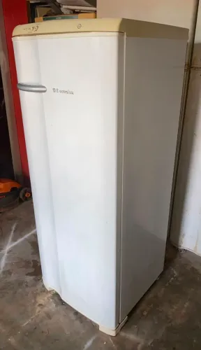 Geladeira Electrolux