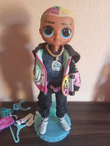 Boneco LOL omg cool leavy