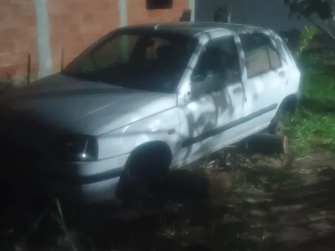 Renault Clio RN 1.6 3P (importado) 1998