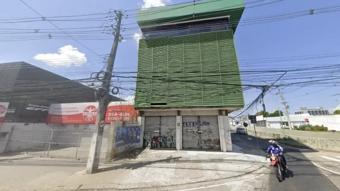 Alugo 2 Prédios Comercial 1.200m² Construídos na Avenida Constantino Nery