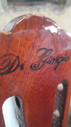 VIOLÃO DI GIORGIO DESMONTADO SEM CORDAS EM ÓTIMAS CONDIÇÕES URGENTE