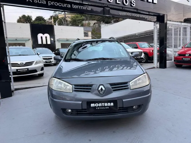 Renault Megane Grand Tour Dynam. Hi-flex 1.6 16V 2013