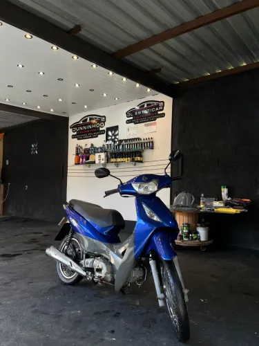 Vende-se moto extra