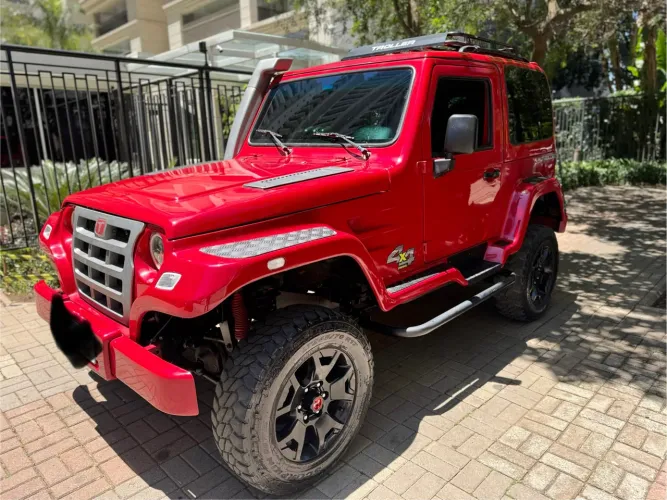 Troller T-4 4X4 3.2 TGV TDI Cap. Rígida Diesel 2013