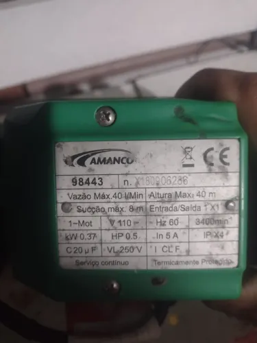 Vendo essa bomba d'água de piscina funcionando perfeitamente 1 cavalo 150 reais