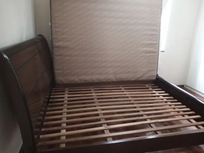 Cama de casal bonita