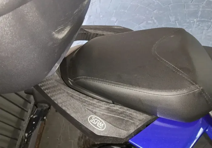 Suporte para baú Fazer 250