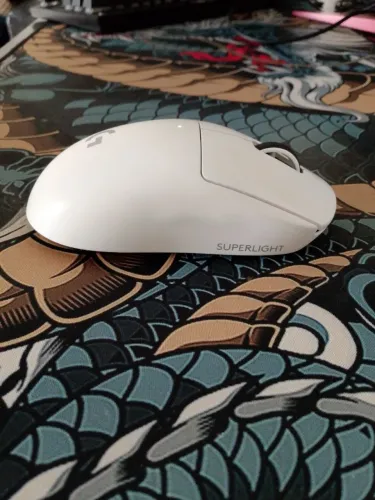 Mouse logitech g pro x superlight (NA CAIXA)