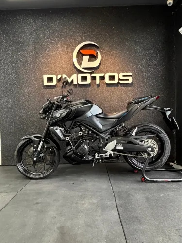 YAMAHA MT 03 - 2025 - EXTRA!!