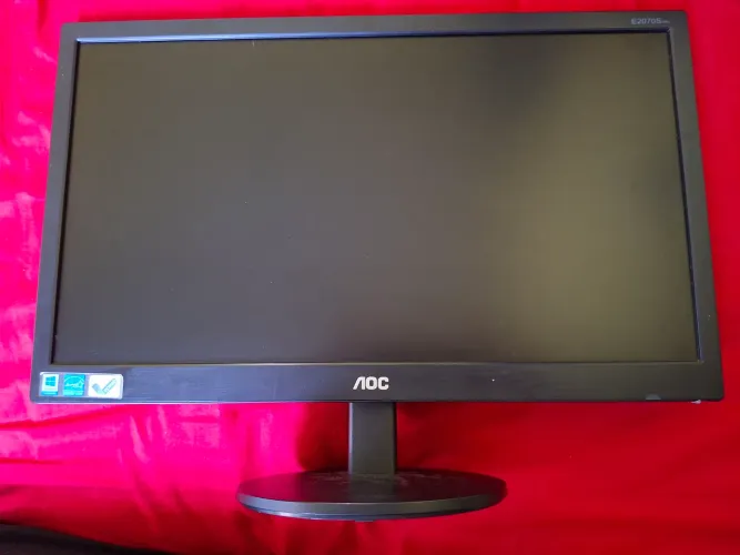 Monitor AOC 19,5" LED - Excelente Estado + Cabos, Valor Negociável
