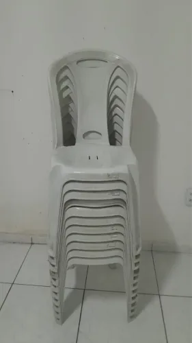 Cadeira de Plástico R$ 18 reais
