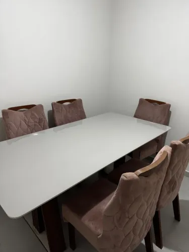 Mesa de jantar de 6 cadeiras