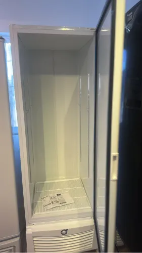 Freezer vertical 569 litros porta sólida novo