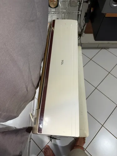 Ar Condicionado 115V TCL 12000 BTUs (frio e quente)