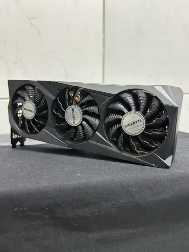 Placa de vídeo RTX 3070 8gb Gigabyte Gaming OC