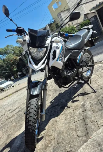 Moto Yamaha xtz crosser 150