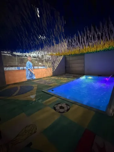Projetor de imagem 200 polegadas
