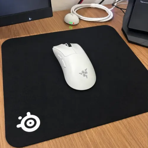 Mousepad SteelSeries QcK Heavy Medium - Apenas 2 semanas de uso!! Perfeito estado