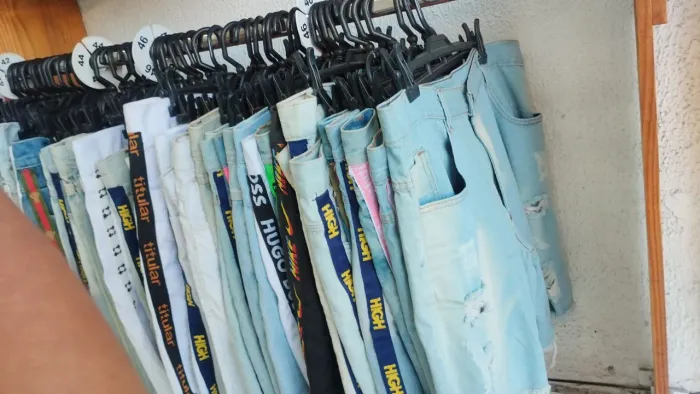 Bermuda jeans 3 por 100$