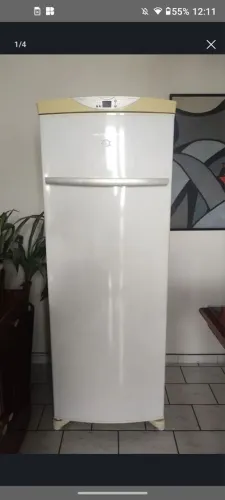 Freezer vertical Brastemp flex 260 litros.