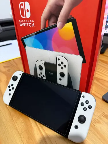 Nintendo Switch Oled Desbloqueado
