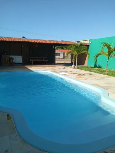 Espaço para Festas com Piscina, Deck, Banheiro, Churrasqueira e cozinha.Espaço de Eventos.