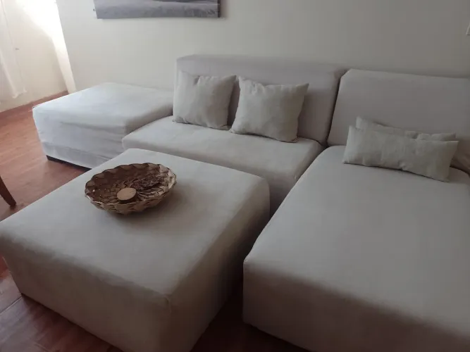 Sofás e puffs