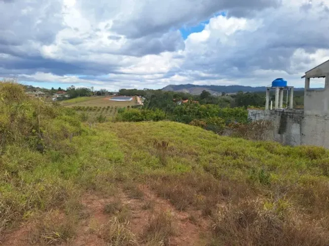 TERRENO DE 1.100 m² EM TAUBATÉ - R$ 84.900